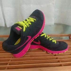 Nike Revolution 2: Women's Navy, Pink & Yellow 7.5